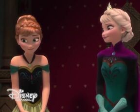 Princess Anna and lesbian sex with a big-breasted woman | disney princess